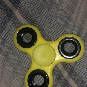 Fidget spinner